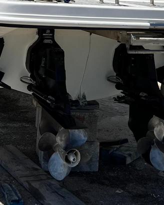 Piedi Mercruiser Bravo 3x e campana NUOVE