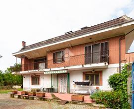 CASA SEMINDIPENDENTE A MORIONDO TORINESE