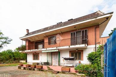 CASA SEMINDIPENDENTE A MORIONDO TORINESE