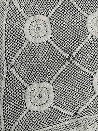 Coperta fatta a mano , uncinetto, dimens2x3 metri