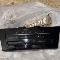 CLIMA TOUCH CON CORNICE NERA PER PASSAT B8-TOURAN