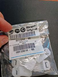 Fiat 71732949 molletta - graffetta - clip - Panda