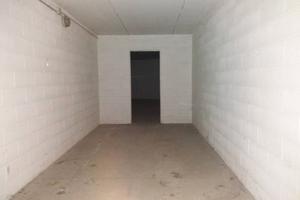 Garage/magazzino libero