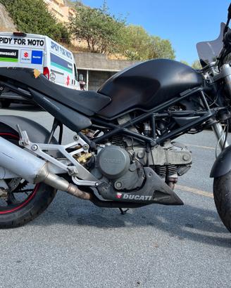 Ducati Monster 600 Dark 2000