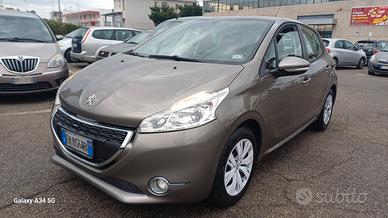 Peugeot 208 1.4 HDi 68 CV 5 porte Active