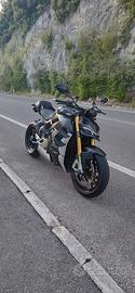 Ducati Streetfighter v4 s 
