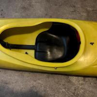 kayak giallo