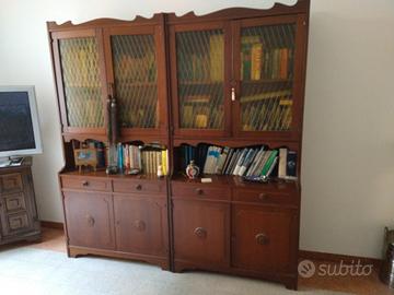 Antica coppia di mobili in stile Liberty