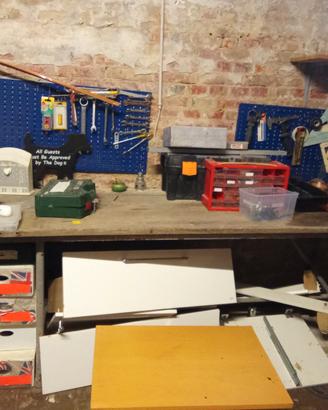 tavolo da lavoro per bricolage cantina