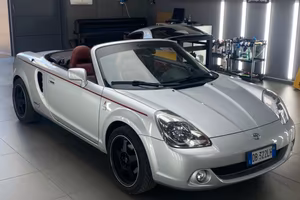 Toyota MR2 Spyder