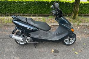 Yamaha MBK Skyliner 125