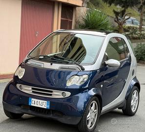 AUTOVETTURA SMART 800 DIESEL