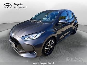 Toyota Yaris 4nd serie 1.5 Hybrid 5 porte Trend