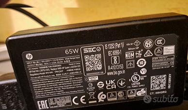 Alimentatore originale + HHD 500 GB con Win 10 Pro