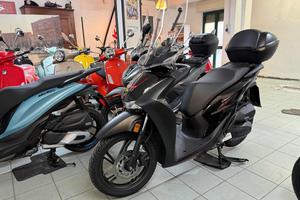 HONDA SH 125 MY 26 Matte Coal Black Metallic Spo