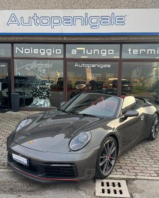 PORSCHE 992 Carrera 4S Cabriolet