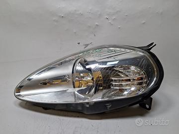 89101372 FANALE ANTERIORE SX FIAT GRANDE PUNTO (19