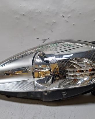 89101372 FANALE ANTERIORE SX FIAT GRANDE PUNTO (19