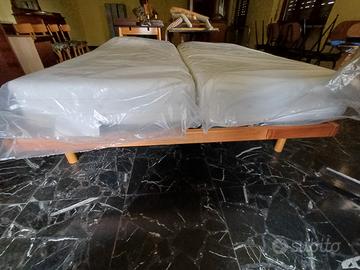 Materasso matrimoniale e doghe