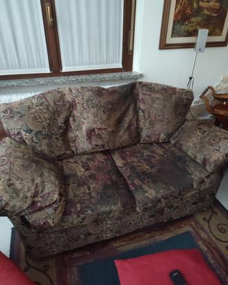 divani 2 posti