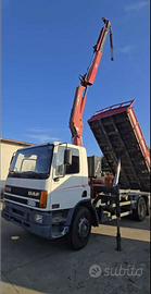 Daf 26-320rib trilaterale 3 assi+gru alza 70ql