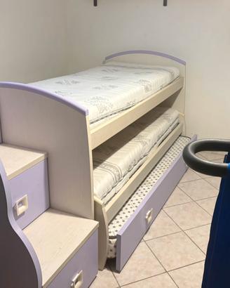 Letto triplo con materassi