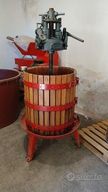 Attrezzatura per vino