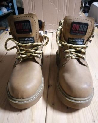 Scarponcini On - air