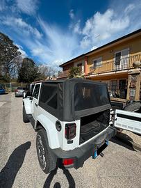 Soft top jeep Wrangler