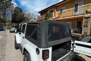 Soft top jeep Wrangler