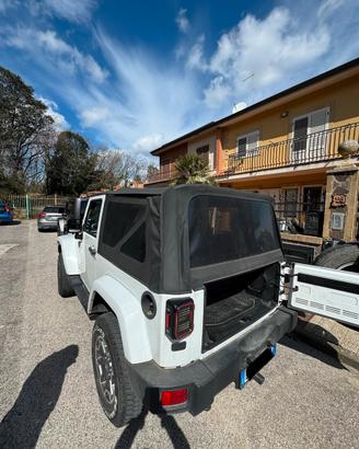 Soft top jeep Wrangler
