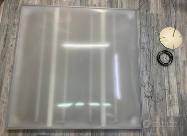 Lampada pannello neon a sospensione Regent