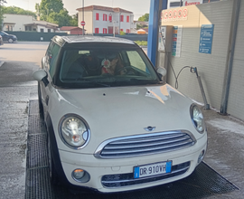 Mini Cooper D clubman 1.6