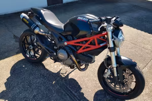 Ducati Monster 796