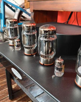 integrato a valvole Fezz Audio Titania 