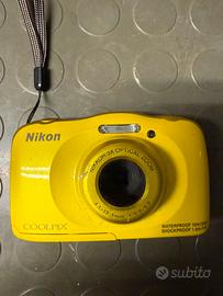 Macchina fotografica subacquea NIKON COOLPIX W100