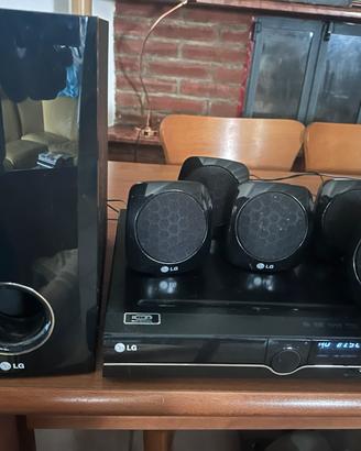 Lettore cd, dvd, dolby surround - LG.