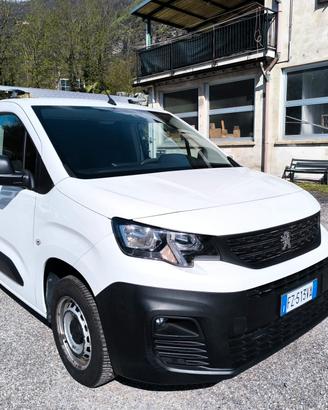 PEUGEOT PATNER PASSO LUNGO