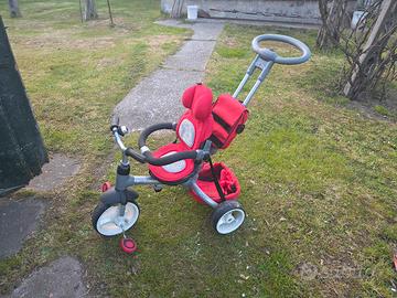 Passeggino triciclo bambino/a