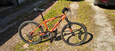 bicicletta B'TWIN Rockrider 340 Arancione tg 24