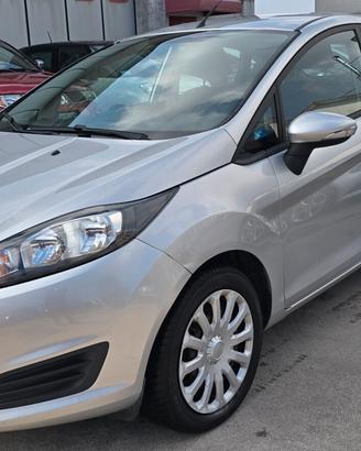 Ford Fiesta 1.5 TDCi 75CV 5 porte