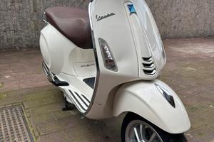 Vespa Primavera 150 cc