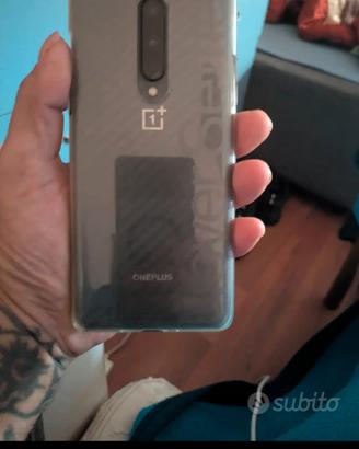 oneplus 8 tenuto benissimo 8+4/128 giga 