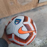 pallone Nike originale mai usato