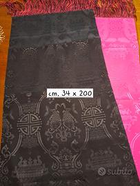 Stole: doppio strato in seta, e patchwork.