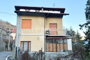 APPARTAMENTO BILOCALE AL PIANO PRIMO