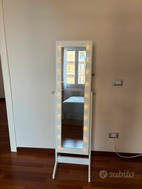 Armadio portagioielli con specchio e LED Songmics