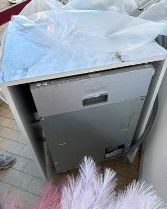 Lavastoviglie Ariston HotPoint ad incasso