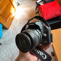 Canon EOS 1000D + borsello per trasporto