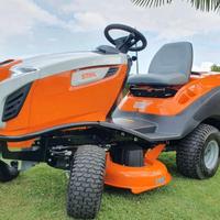 Trattorino rasaerba stihl